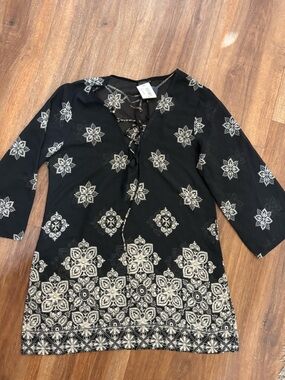 Black Beach Cover Up Tunic with Cream Floral Medallion Print